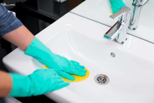 Dust removal and deep mattress cleaning in Peckham
